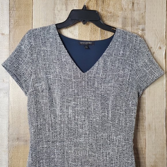 Banana Republic Tweed Short Sleeves Pullover Side Zip Gray Dress Size 4 - Picture 2 of 8